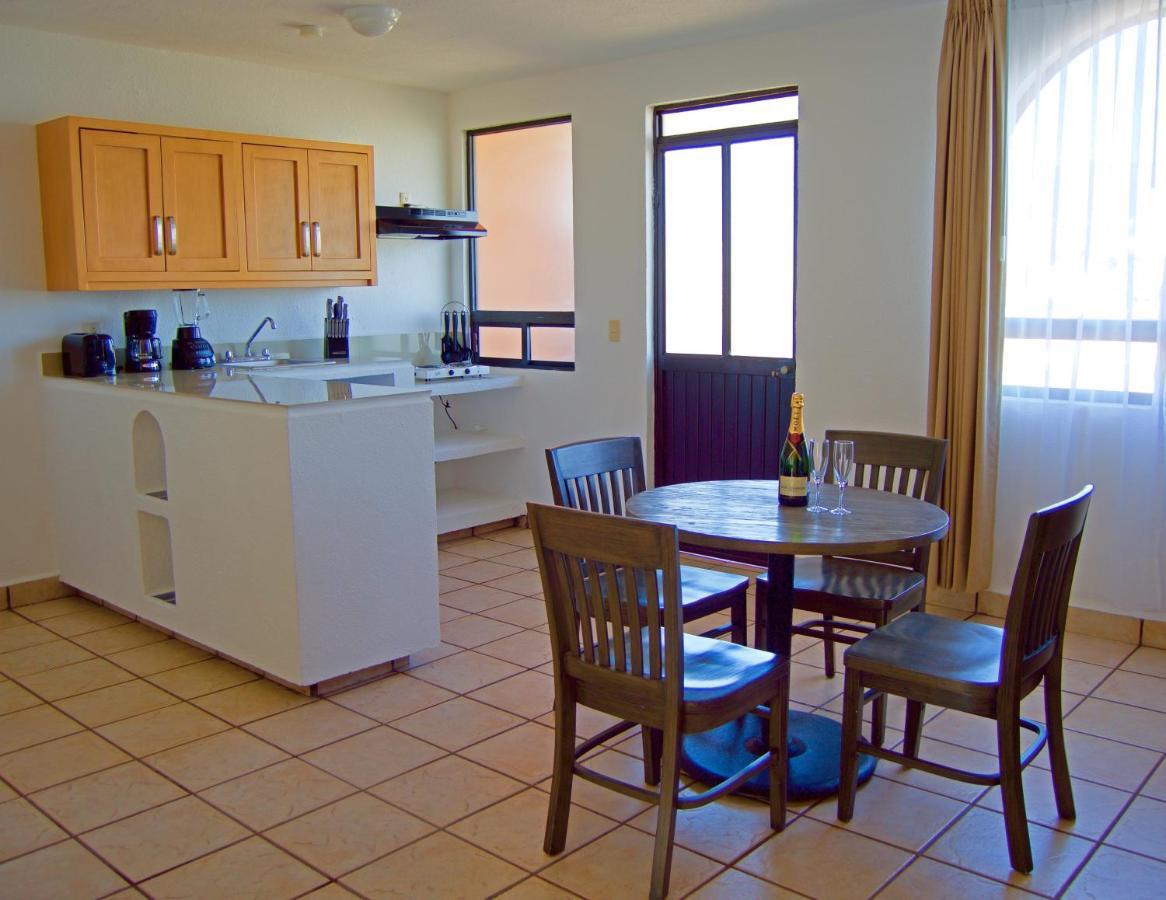 Sunrock Hotel & Suites Cabo San Lucas Exterior photo