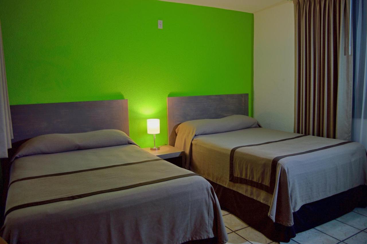 Sunrock Hotel & Suites Cabo San Lucas Exterior photo