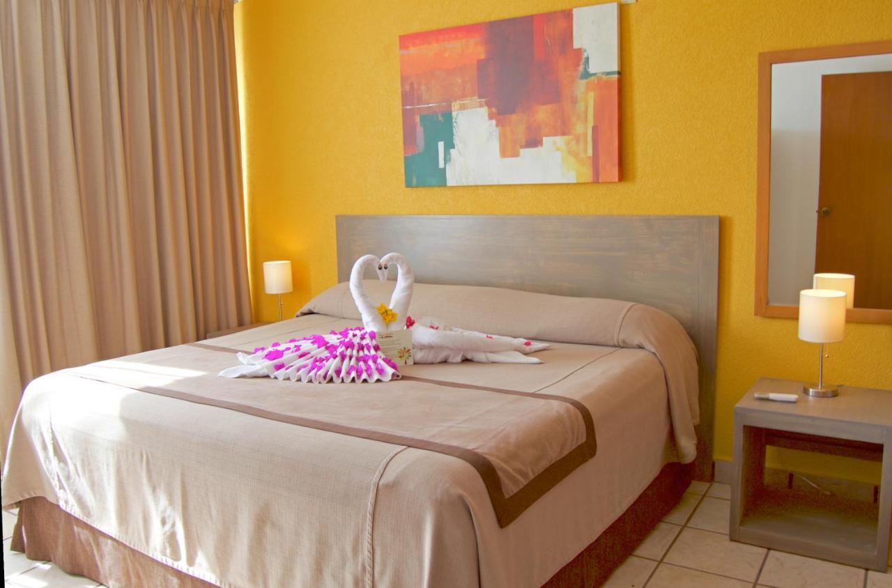 Sunrock Hotel & Suites Cabo San Lucas Exterior photo