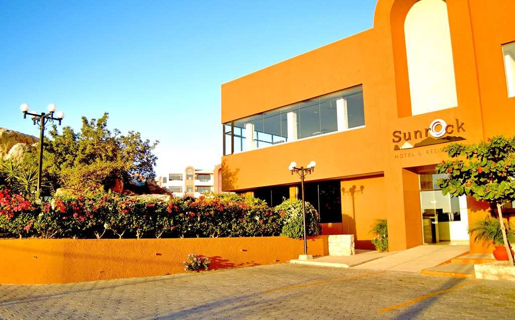 Sunrock Hotel & Suites Cabo San Lucas Exterior photo